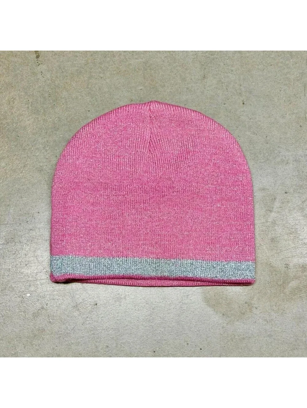 Vintage Strawberry Shortcake Beanie Women's OSFA Berry Cute Embroidered 2003 Y2K